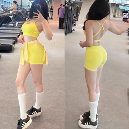 Seamless Hip Hugging Fitness Shorts